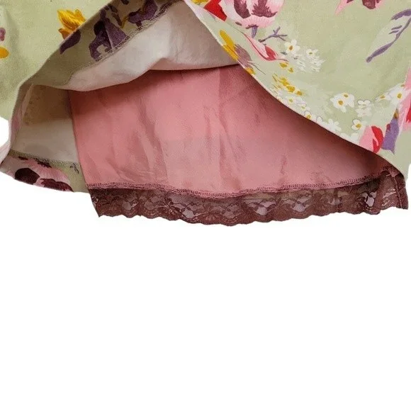 Elevenses by Anthro | Women's Green Pink Velvet Pencil Skirt - Size 8 - Flaw - Picture 4 of 8